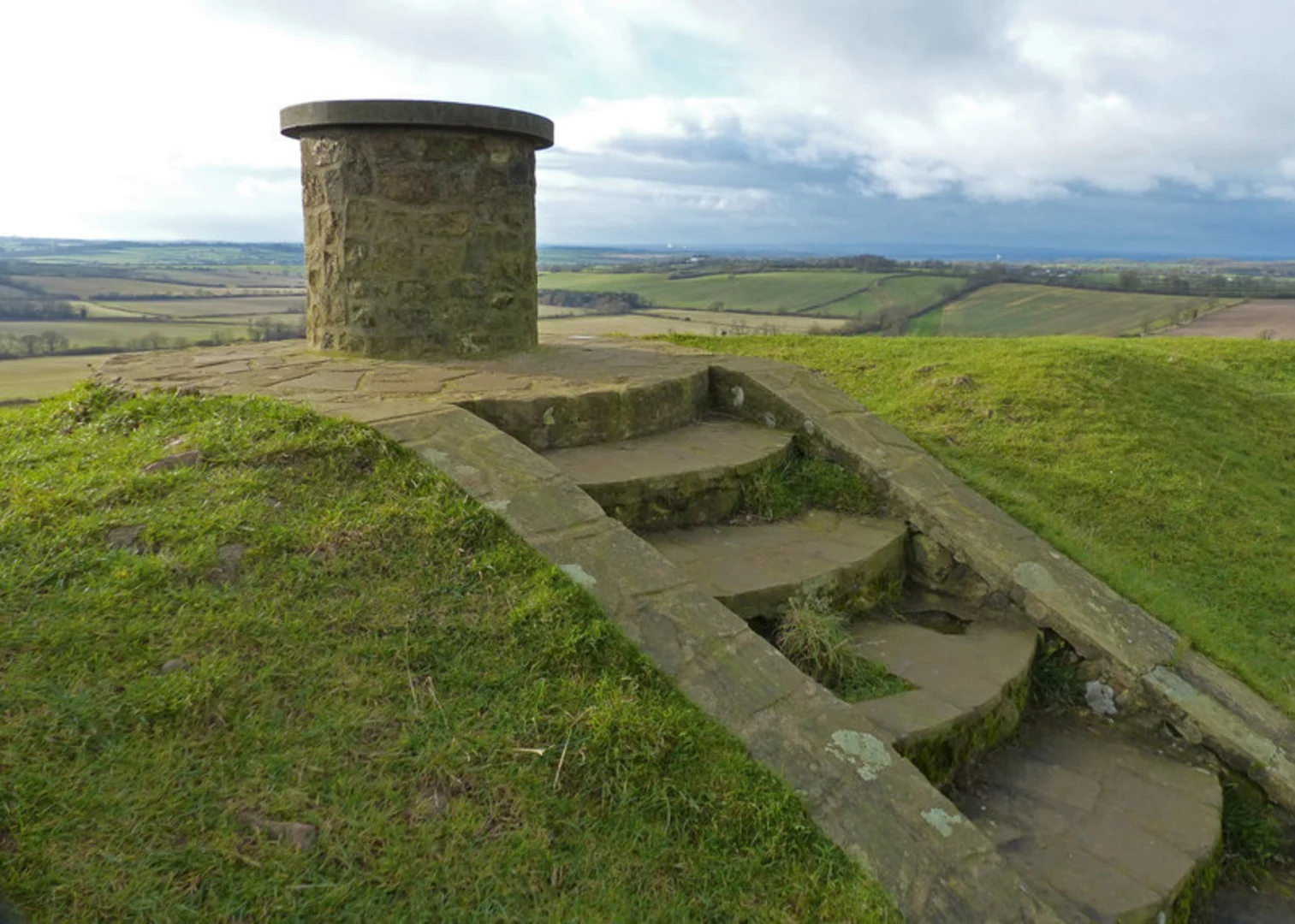 An image depicting the trail Burrough Hill Country Park and its surrounding area.