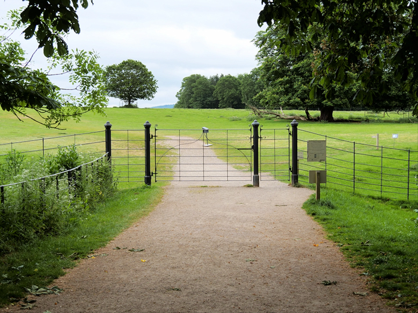 An image depicting the trail National Trust Attingham Park Loop and its surrounding area.