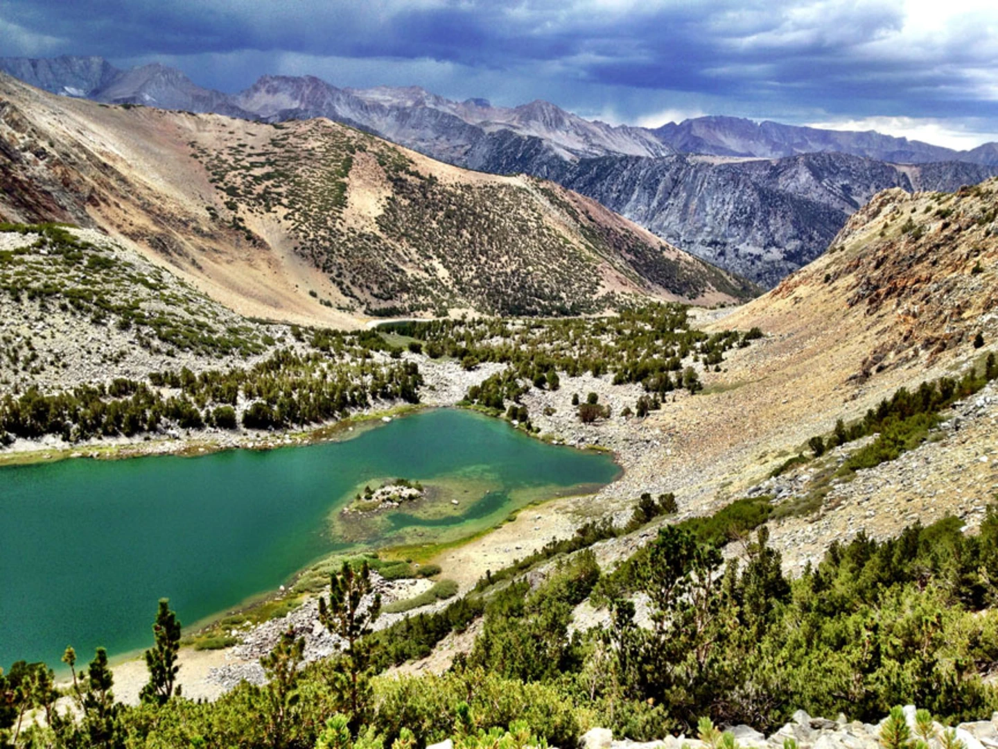 An image depicting the trail Green Lake and Brown Lake and its surrounding area.