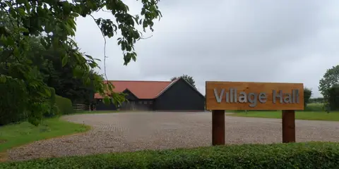 An image depicting the trail Buxhall to Drinkstone Green and its surrounding area.