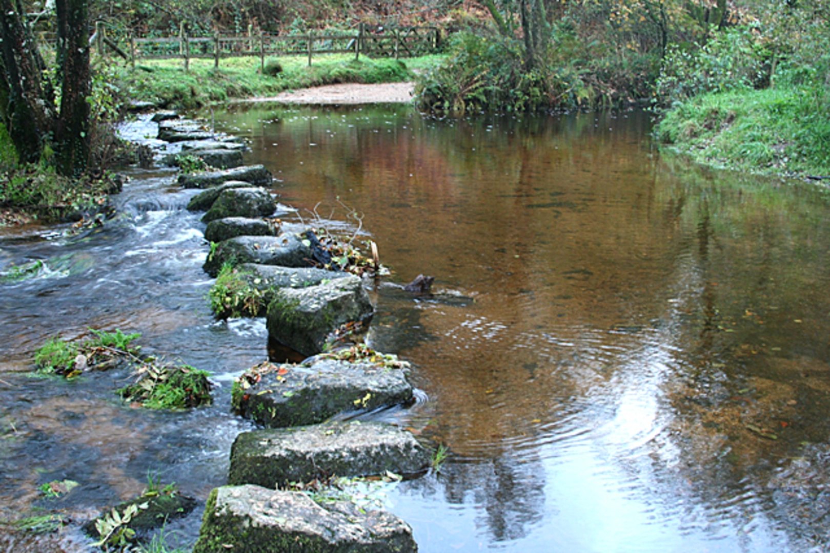 An image depicting the trail Moretonhampstead to North Bovey Loop and its surrounding area.