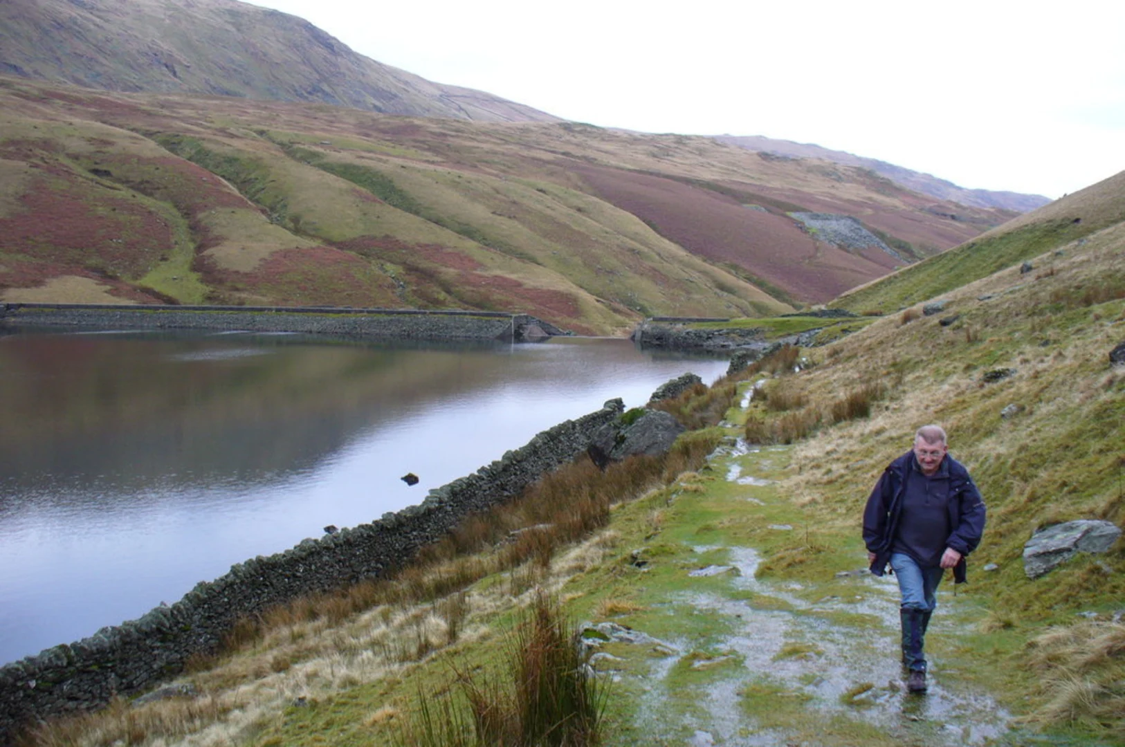 An image depicting the trail Kentmere to Kentmere Reservoir Walk and its surrounding area.