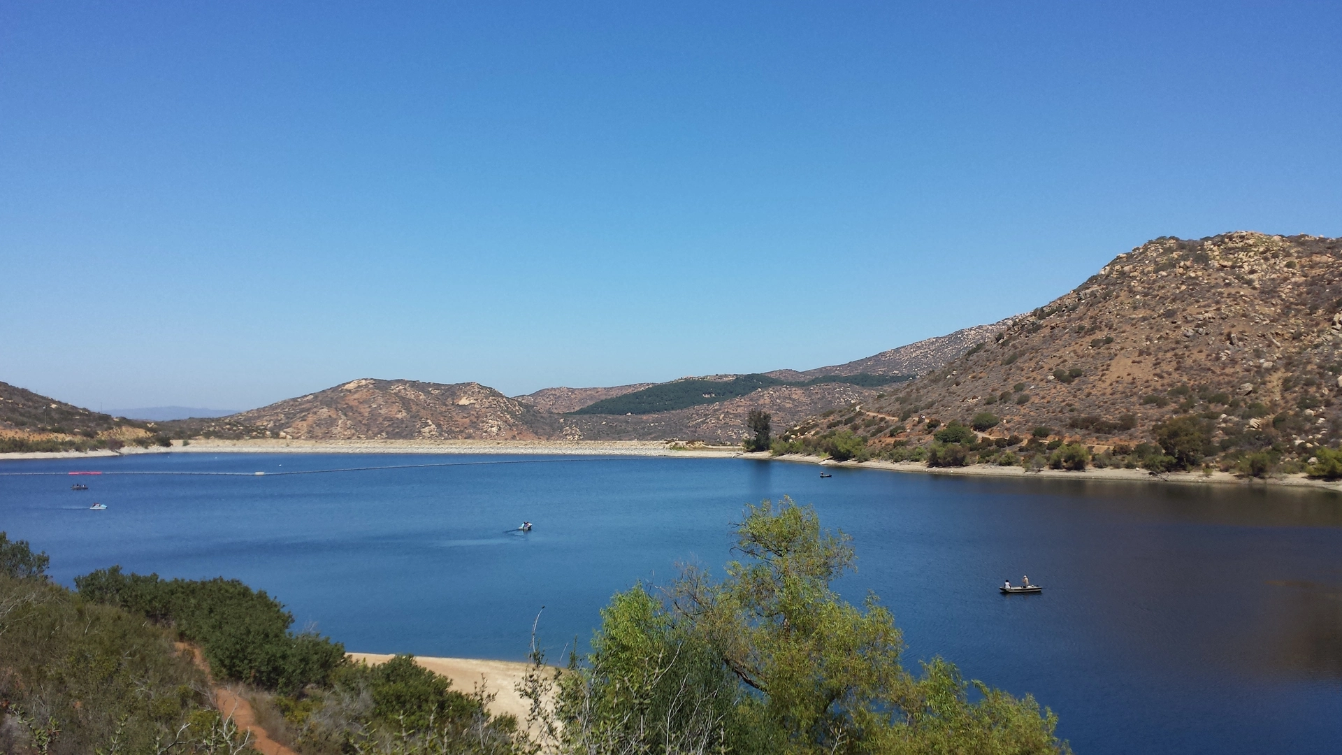 An image depicting the trail Mount Woodson Trail and its surrounding area.