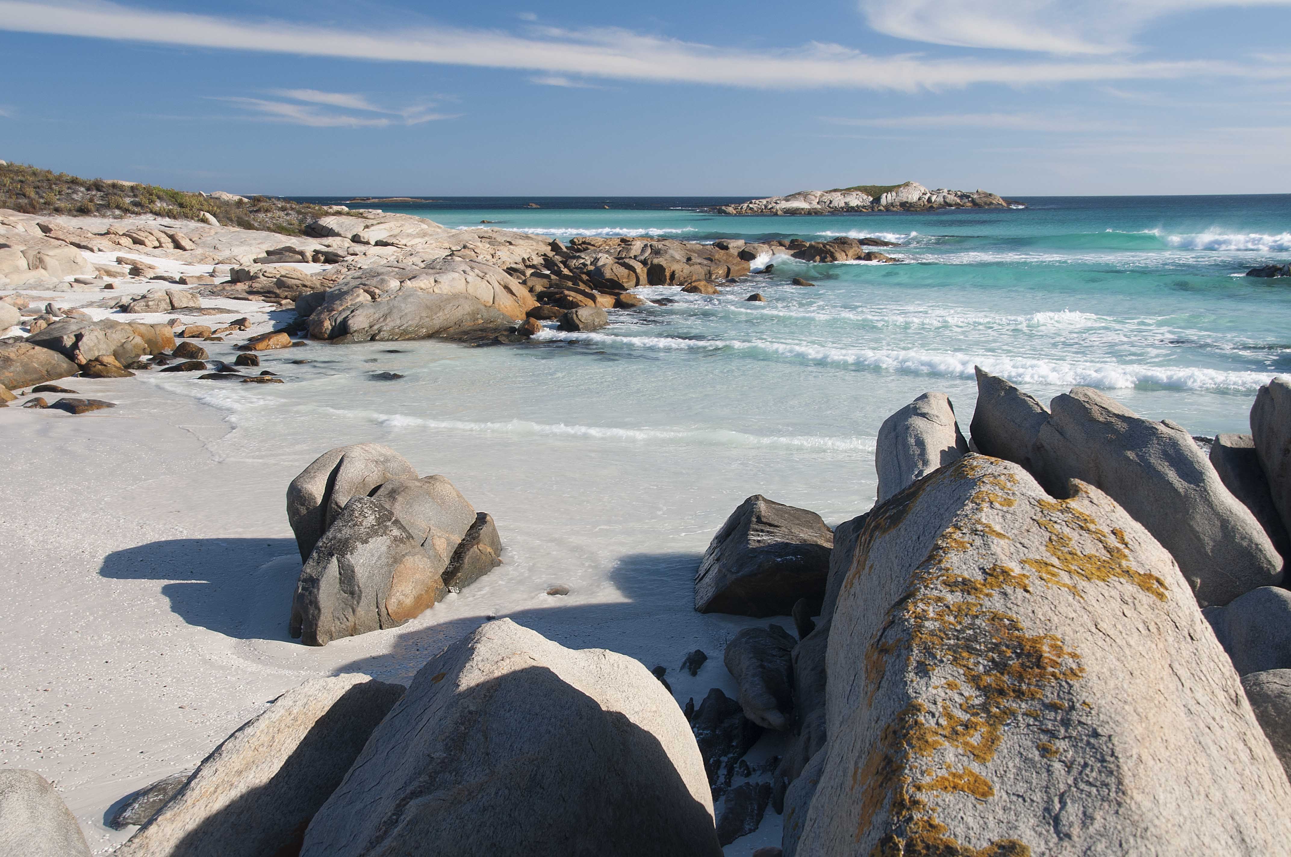 An image depicting the trail Cape Arid National Park and its surrounding area.