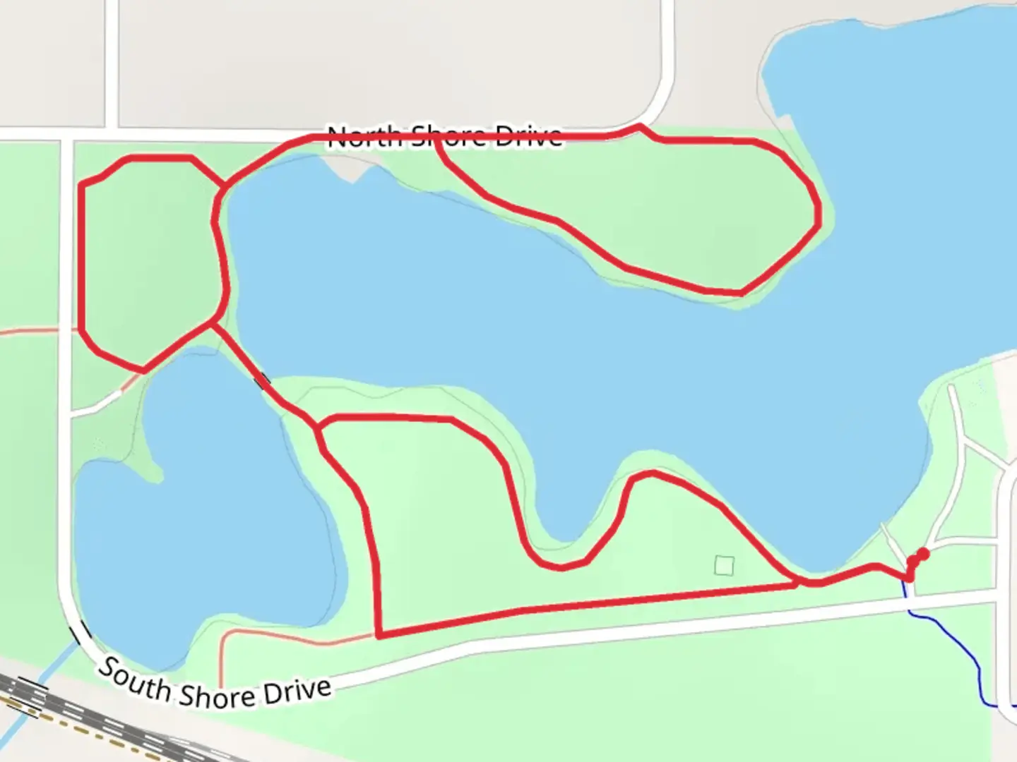 An image depicting the trail Lake Hastings West Shore Loop and its surrounding area.