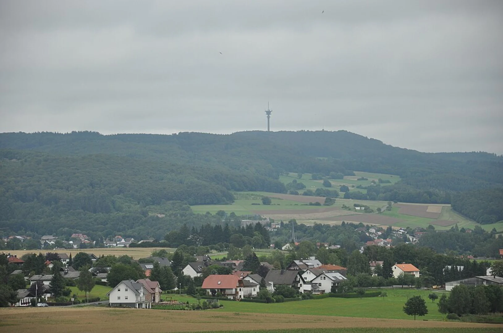 An image depicting the trail Oberaula and Fridigerode Loop via Eisenberg and its surrounding area.