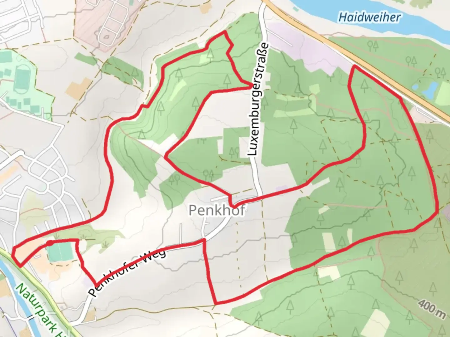 An image depicting the trail Penkhofer Weg and Luxemburger Weg and its surrounding area.