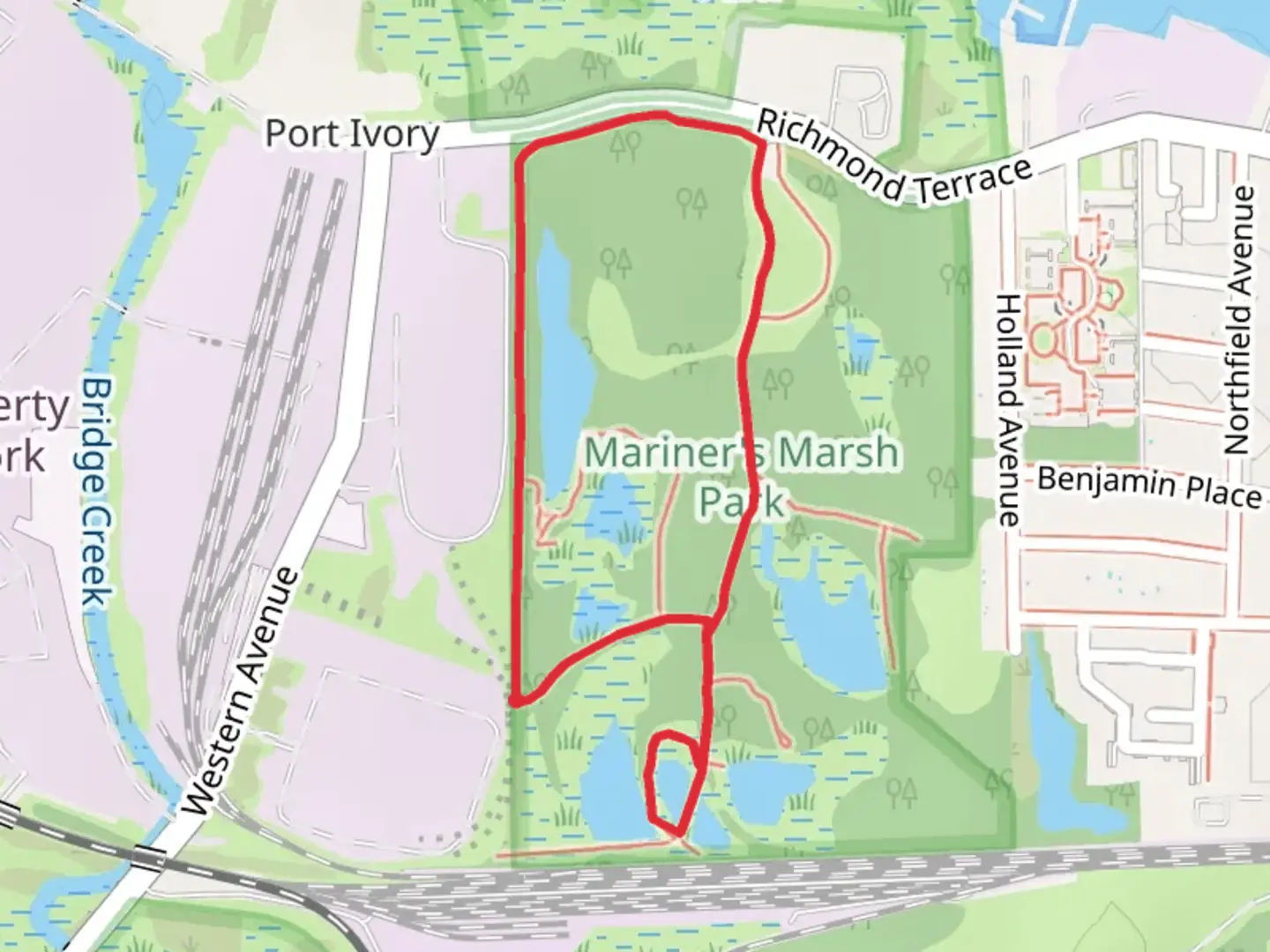 An image depicting the trail Mariners Marsh Loop Trail and its surrounding area.