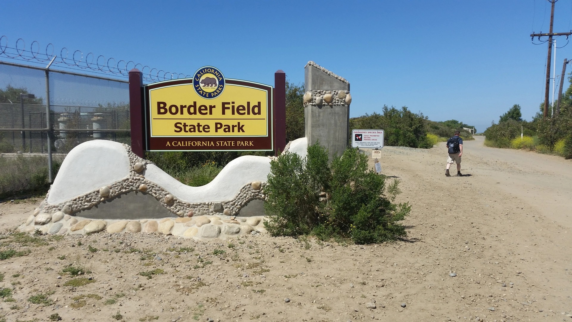 An image depicting the trail Beach Trail and Amsod Farm Trail and its surrounding area.
