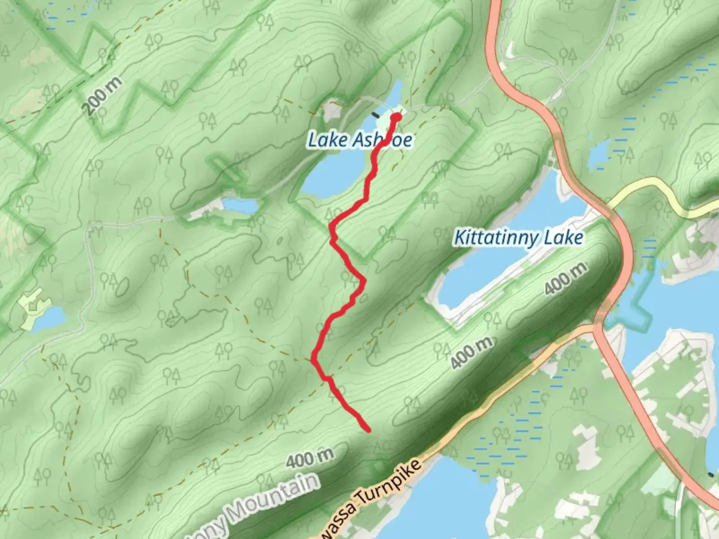 An image depicting the trail Red Maple and Ladder Trail and its surrounding area.