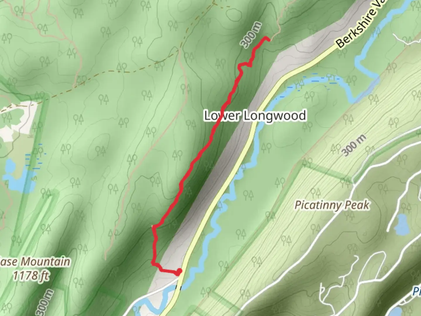 An image depicting the trail Beaver Brook Trail and its surrounding area.