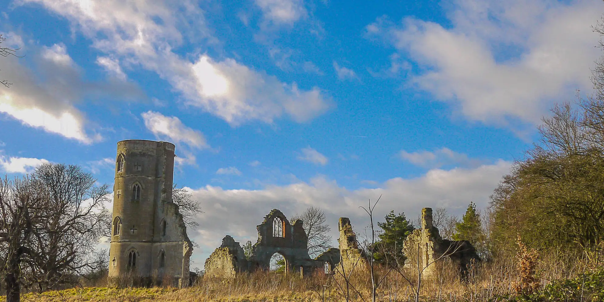 An image depicting the trail Clopton Way and its surrounding area.