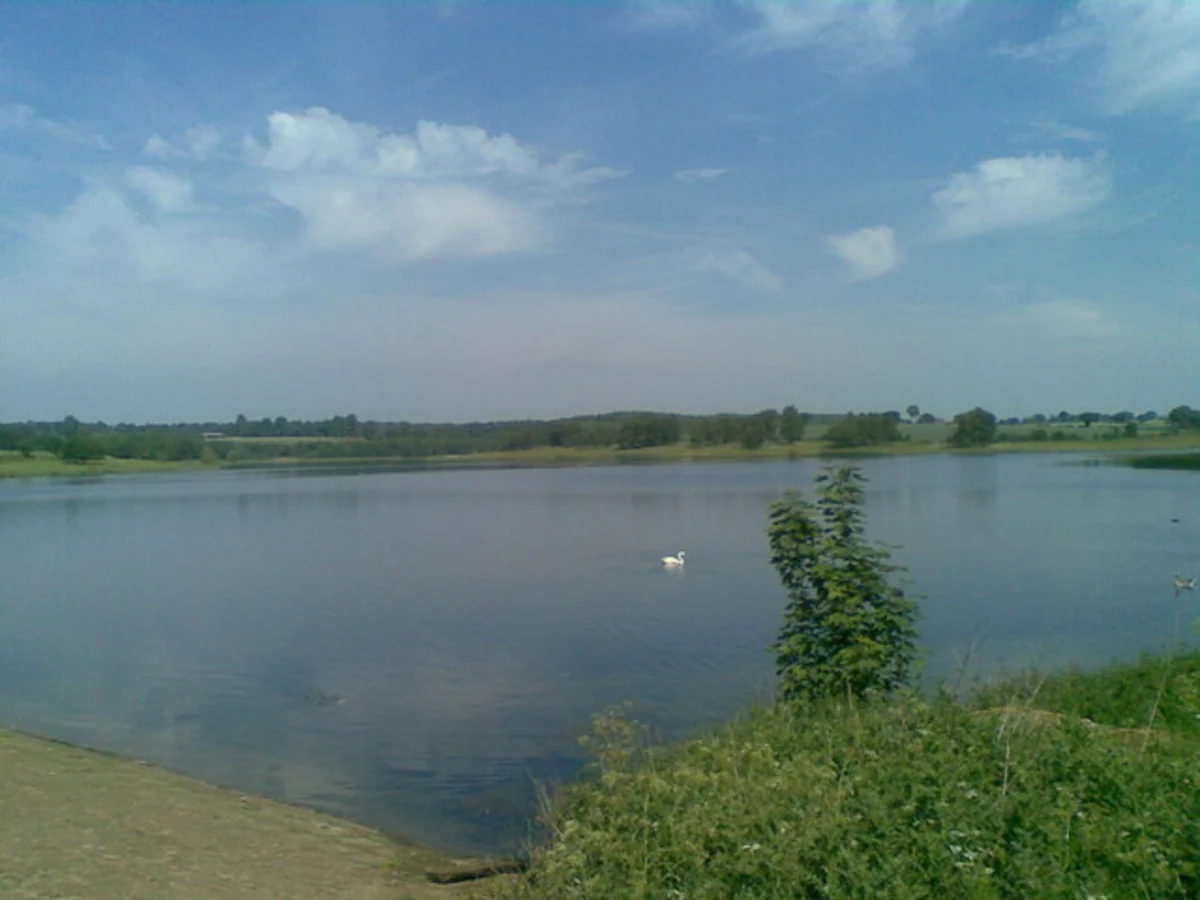 Sywell Reservoir and Hayes Wood