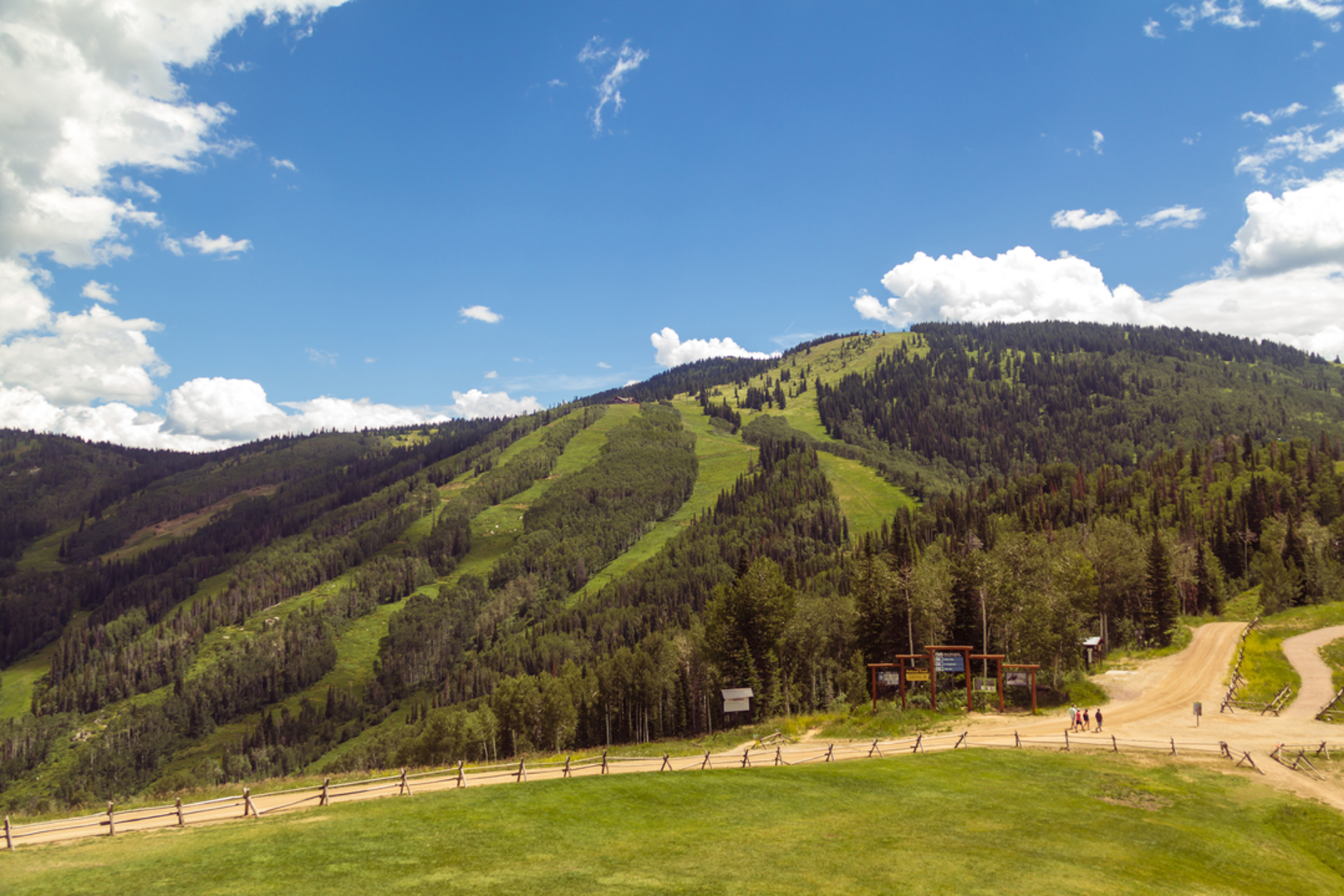 An image depicting the trail Storm Peak Challenge Trail and its surrounding area.