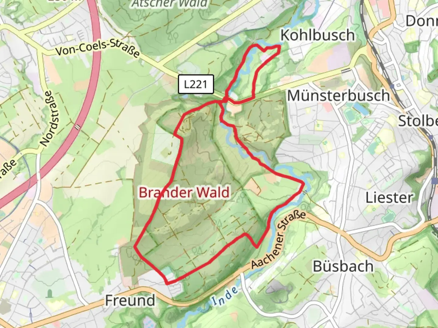 An image depicting the trail Inde and Brander Wald Loop and its surrounding area.