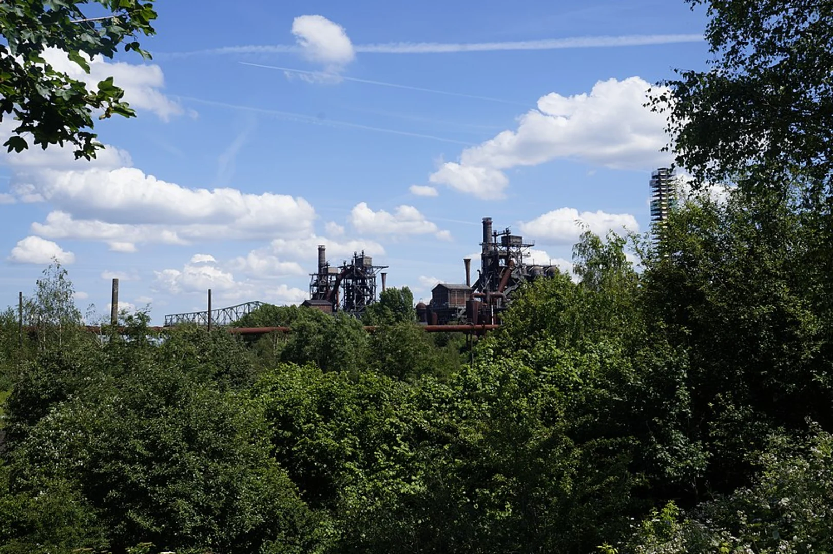 An image depicting the trail Monte Schlacko and Hochofen Loop and its surrounding area.