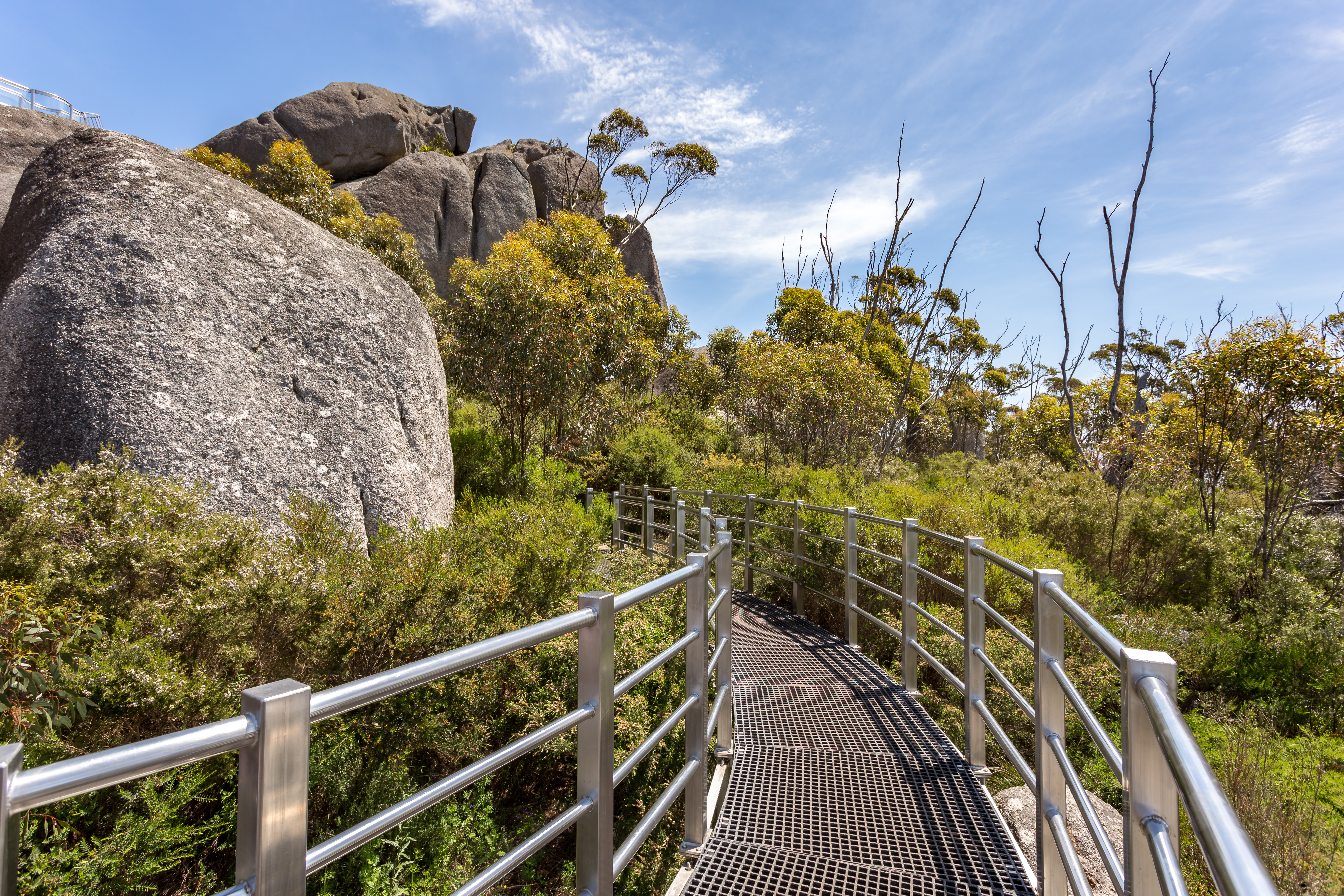 An image depicting the trail Porongurup National Park and its surrounding area.