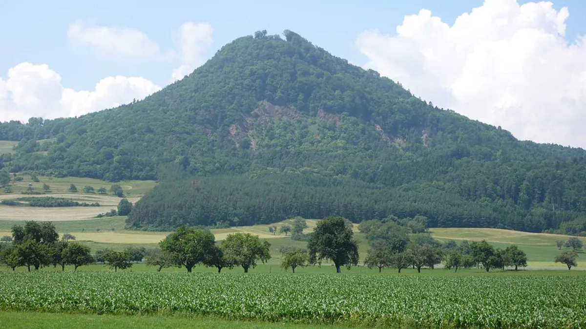 Hohenhewen Loop via Hewensteig