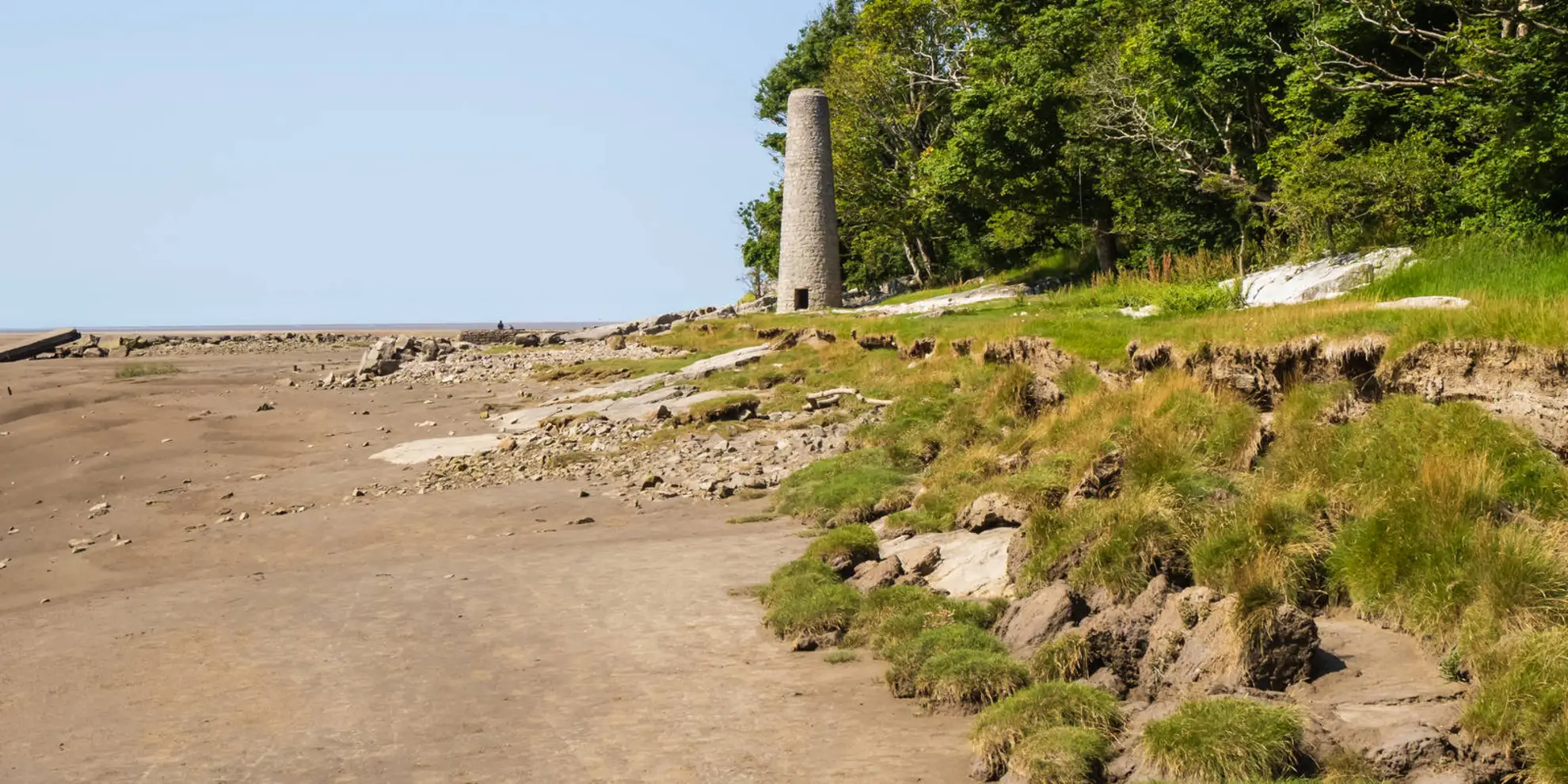 An image depicting the trail Silverdale and Arnside and its surrounding area.