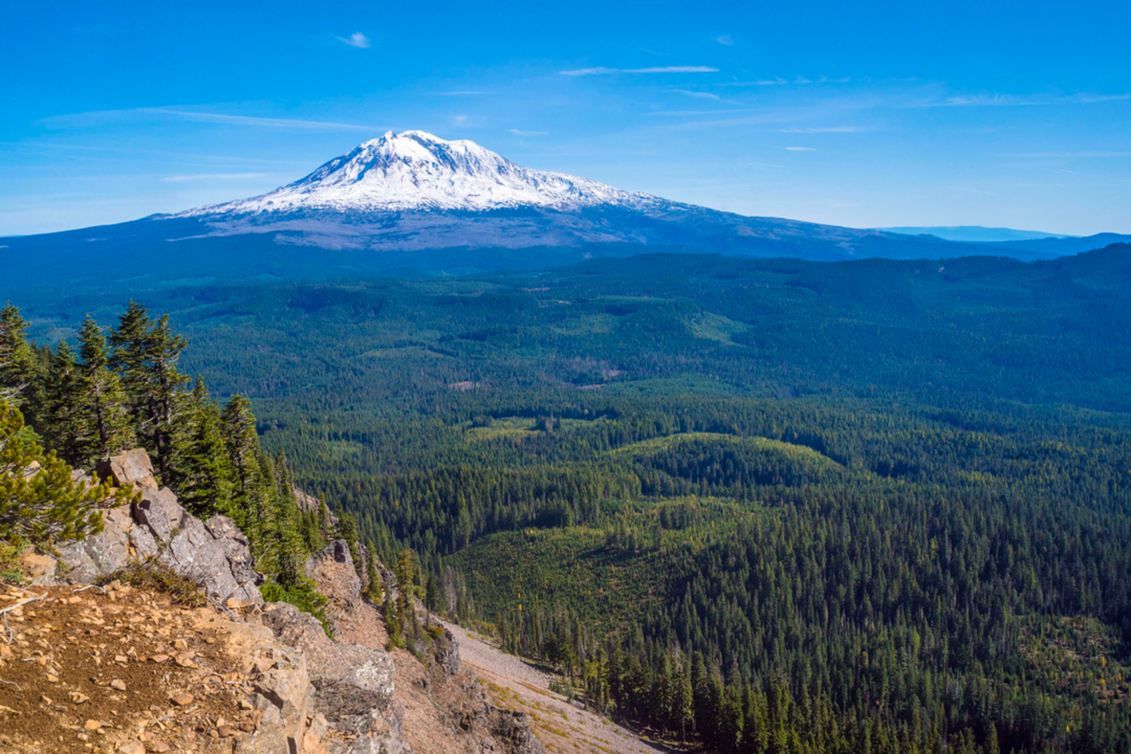 An image depicting the trail Snagtooth Trail via Boundary Trail and its surrounding area.