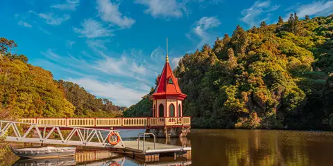 An image depicting the trail Karori Fence Trail and its surrounding area.
