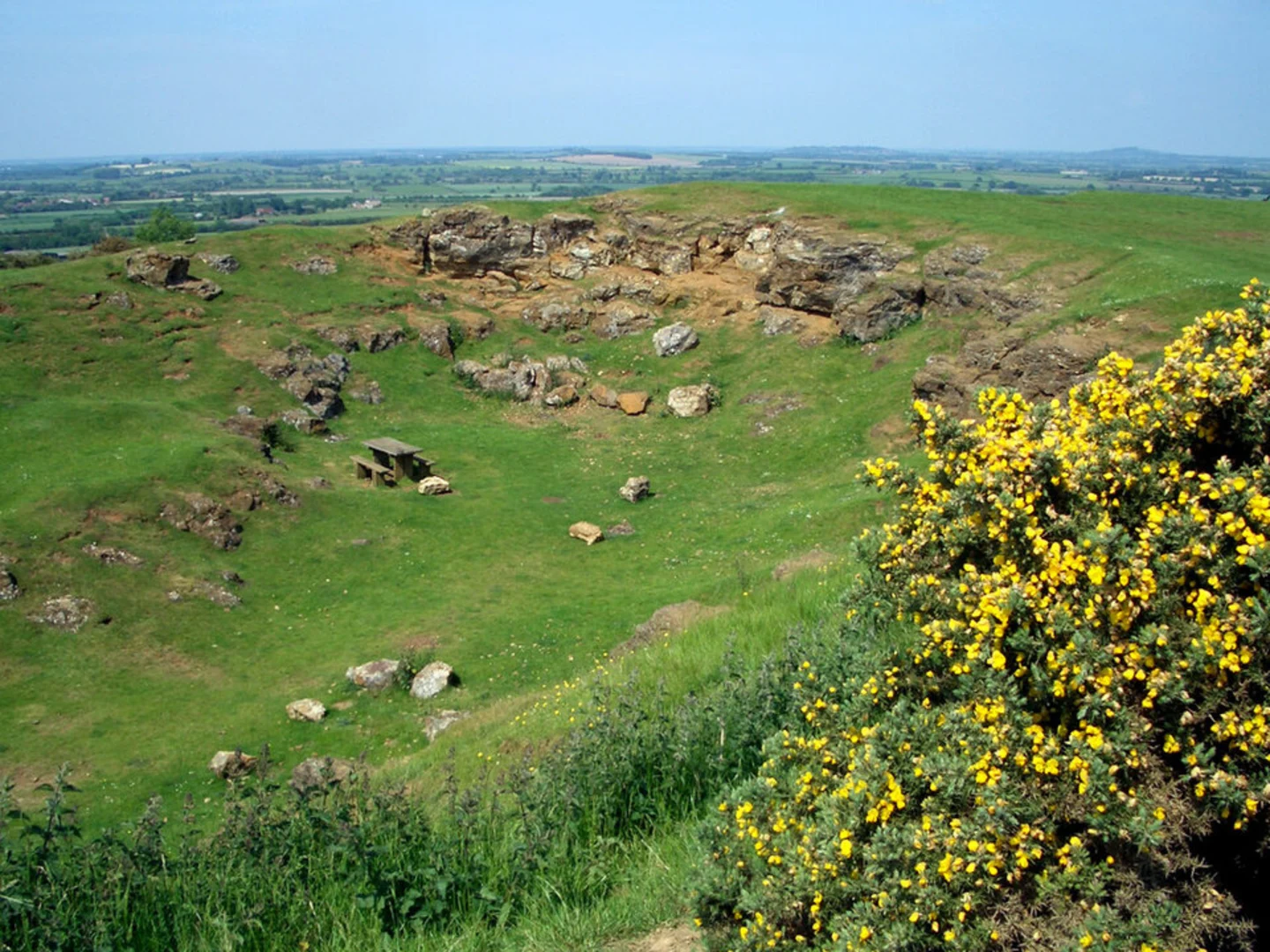 An image depicting the trail Burton Dassett Hills Country Park and its surrounding area.