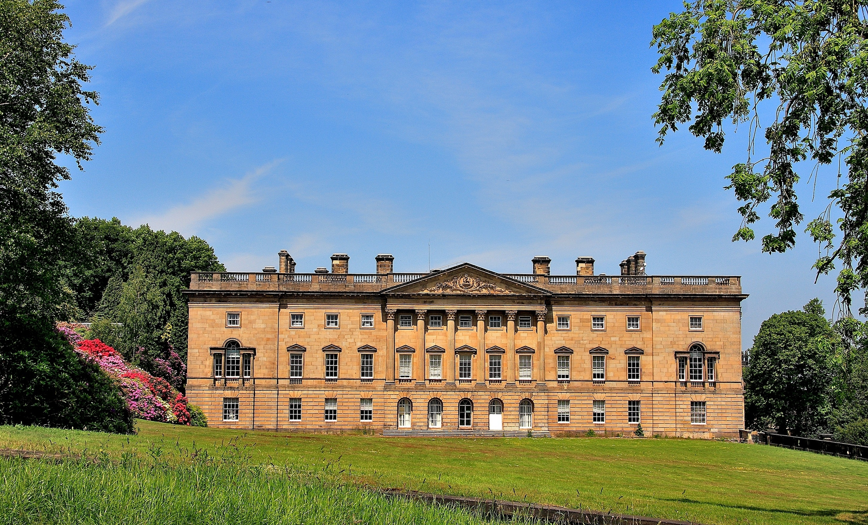 An image depicting the trail Stainborough Castle - Wentworth Castle and Worsbrough and its surrounding area.