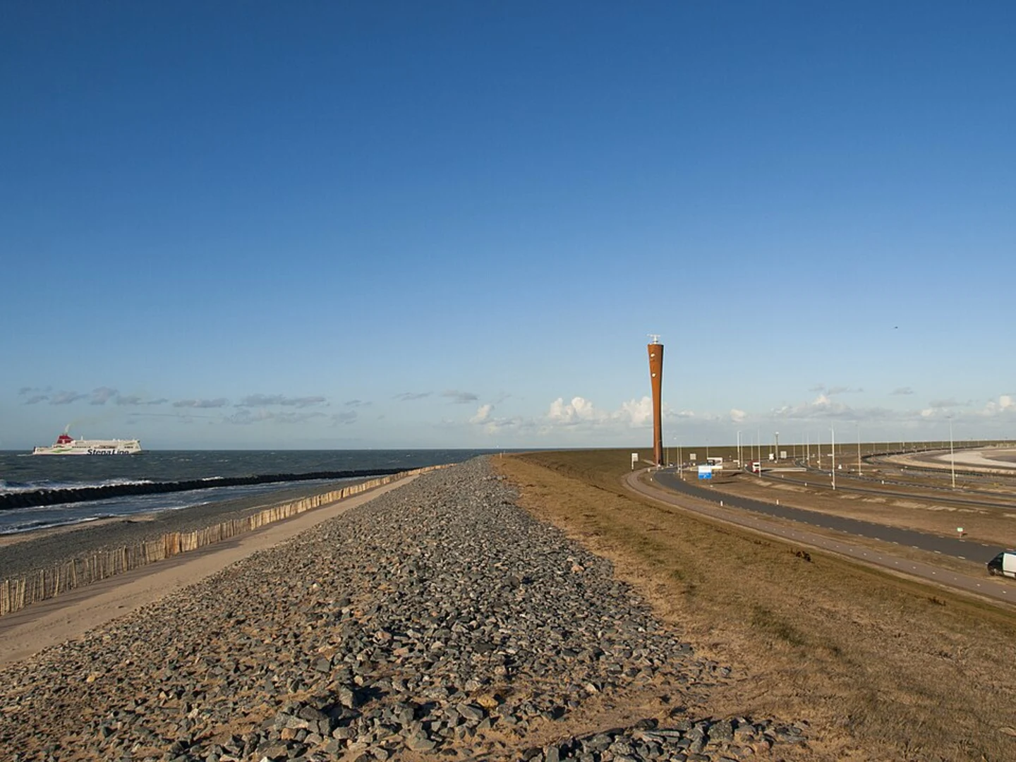 An image depicting the trail Radartoren Loop and its surrounding area.