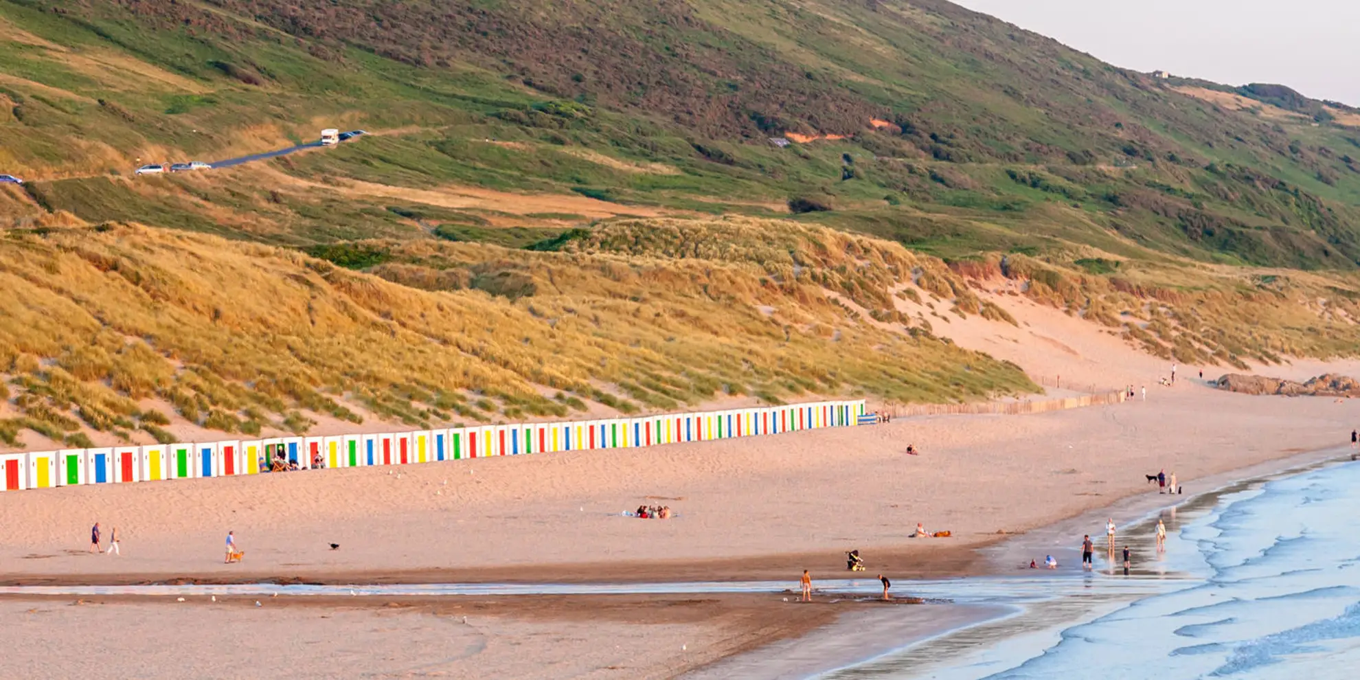 An image depicting the trail Potters Hill and Woolacombe Down Walk and its surrounding area.