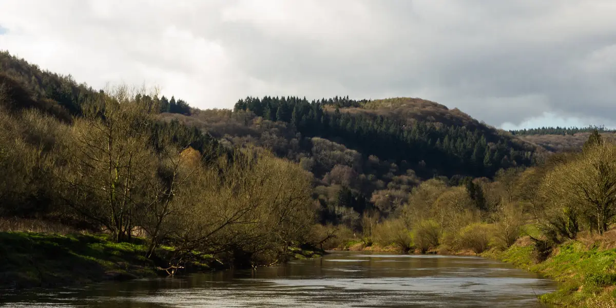Devil's Pulpit and Brockweir from Tintern