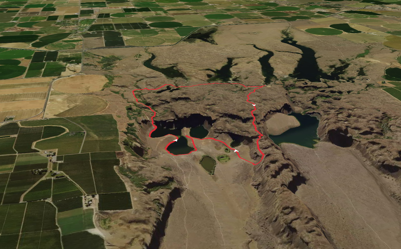 Ancient Lake and H Lake Loop