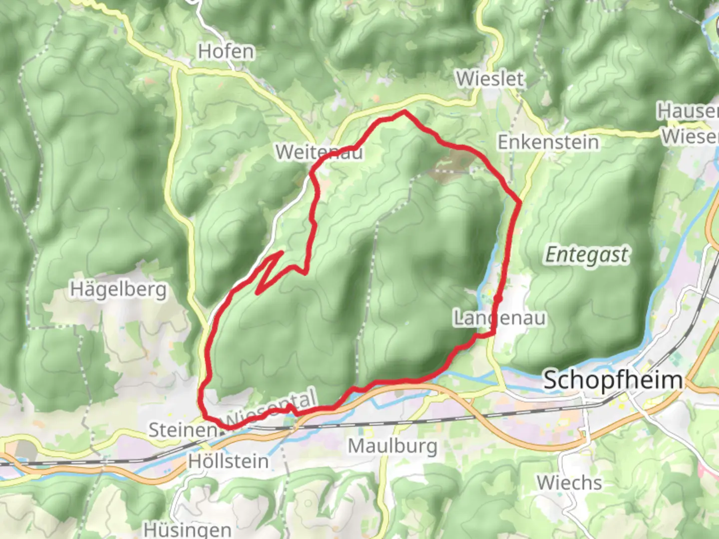 An image depicting the trail Langenau Loop via Karl Strube Weg and its surrounding area.