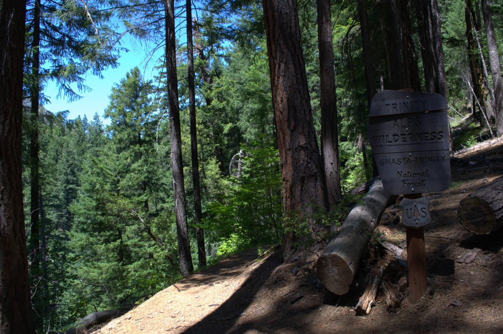 An image depicting the trail Boulder Creek Lakes via Canyon Creek Trail and its surrounding area.