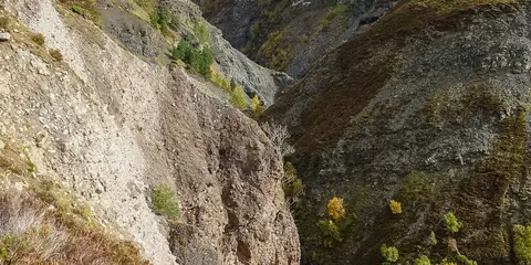 An image depicting the trail Tomintoul Trail - Tomintoul Circular Walk and its surrounding area.