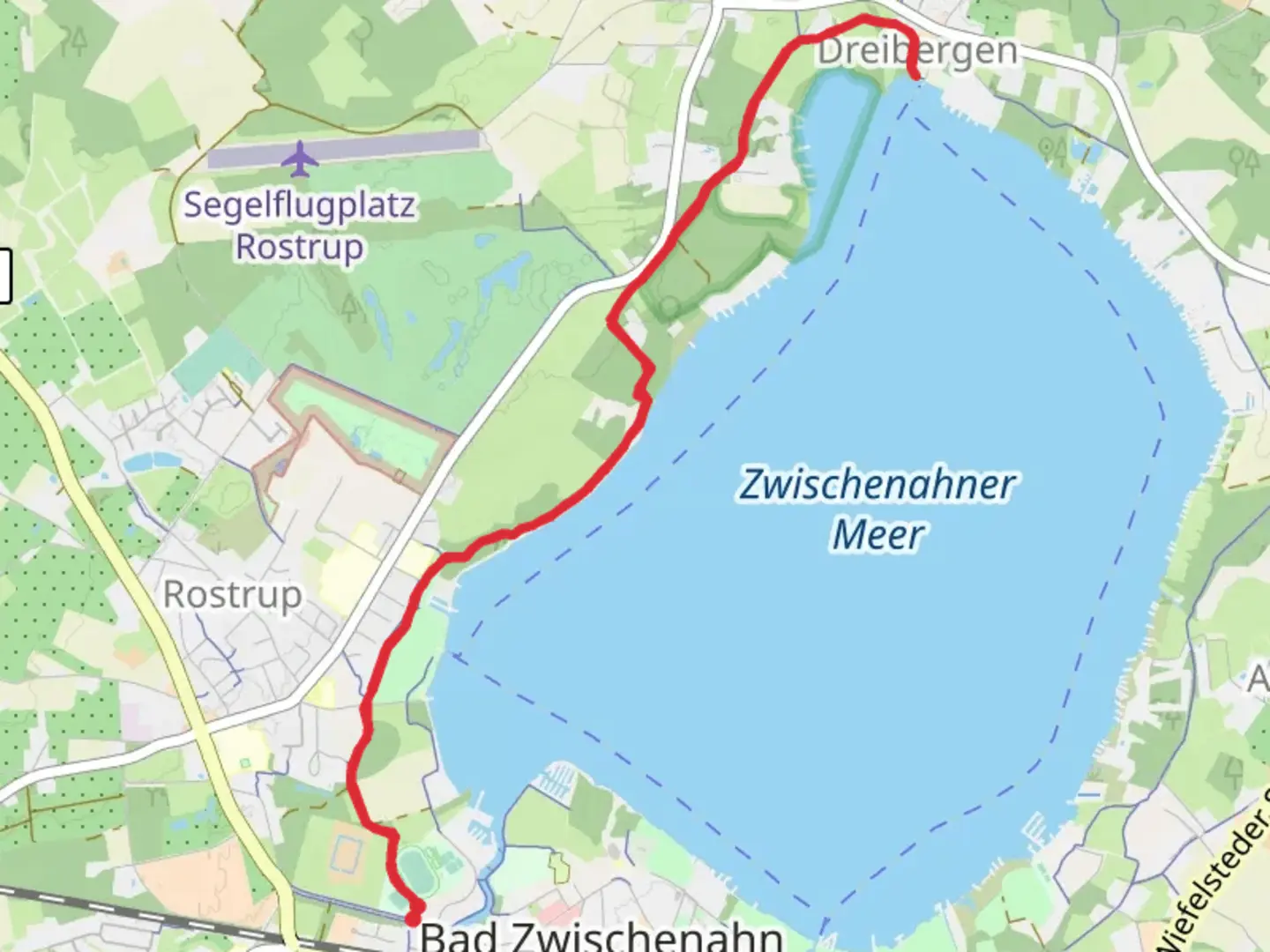 An image depicting the trail Zwischenahner Meer Bank Walk and its surrounding area.