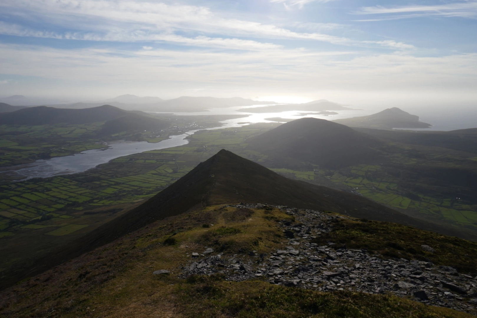 An image depicting the trail Knocknadobar to Kells Summit and its surrounding area.