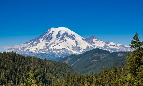 An image depicting the trail Round Mountain Lookout via Round Mountain Trail and its surrounding area.