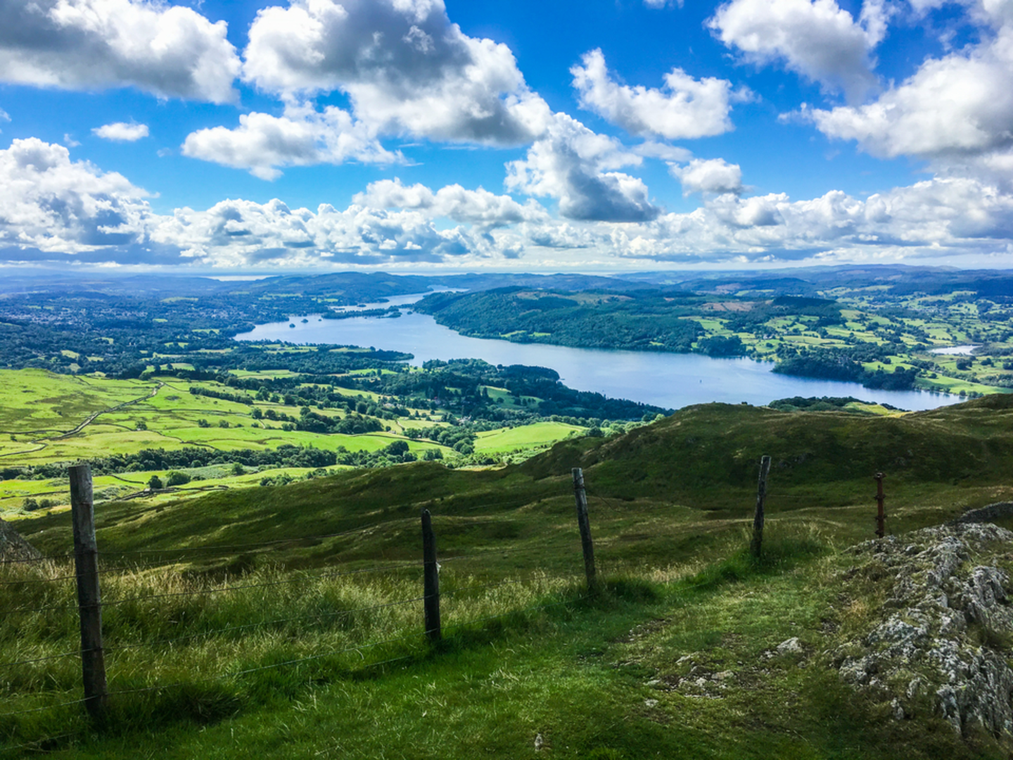 An image depicting the trail Wansfell Pike from Ambleside and its surrounding area.