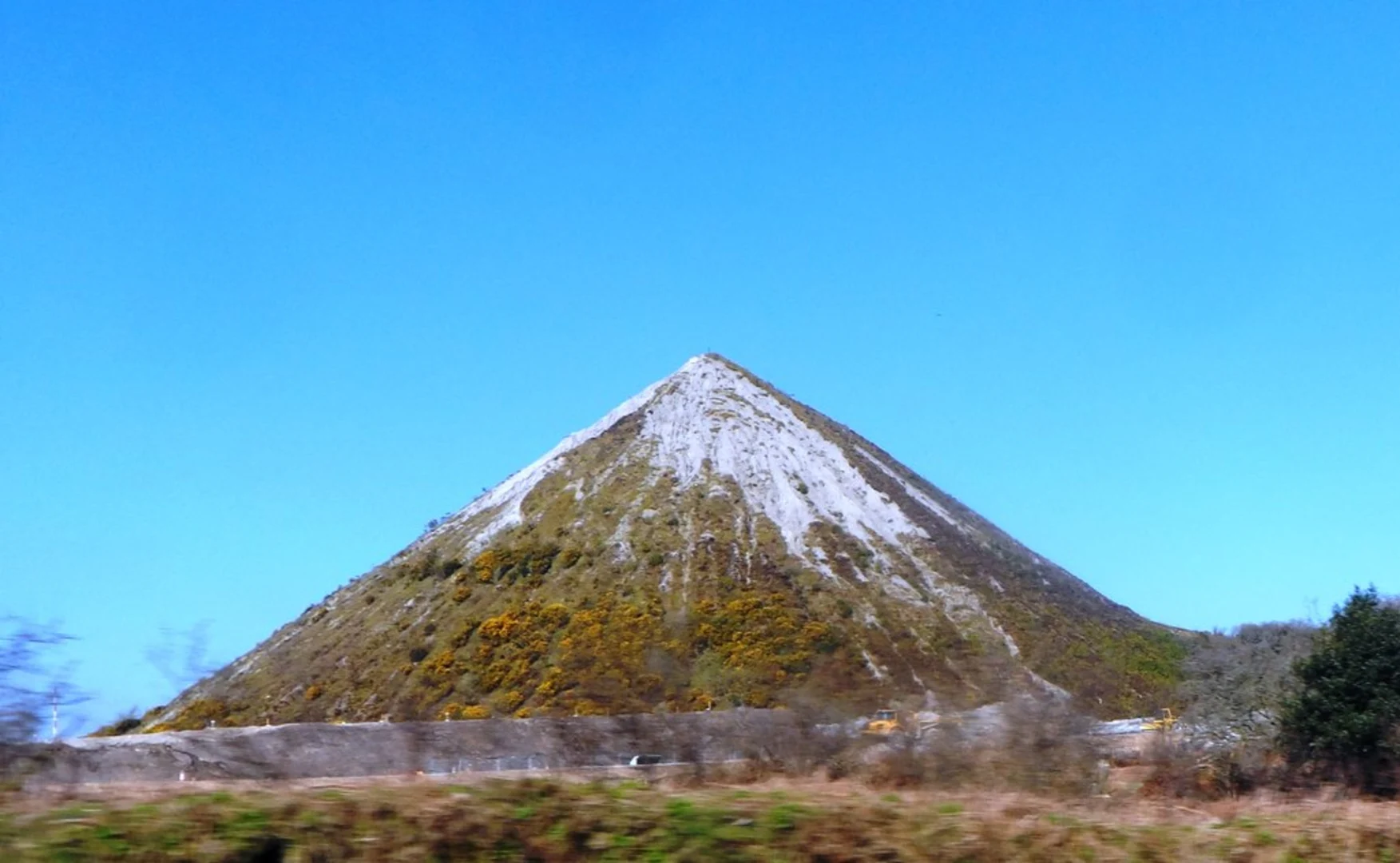 An image depicting the trail Wheal Martyn Loop Trail and its surrounding area.