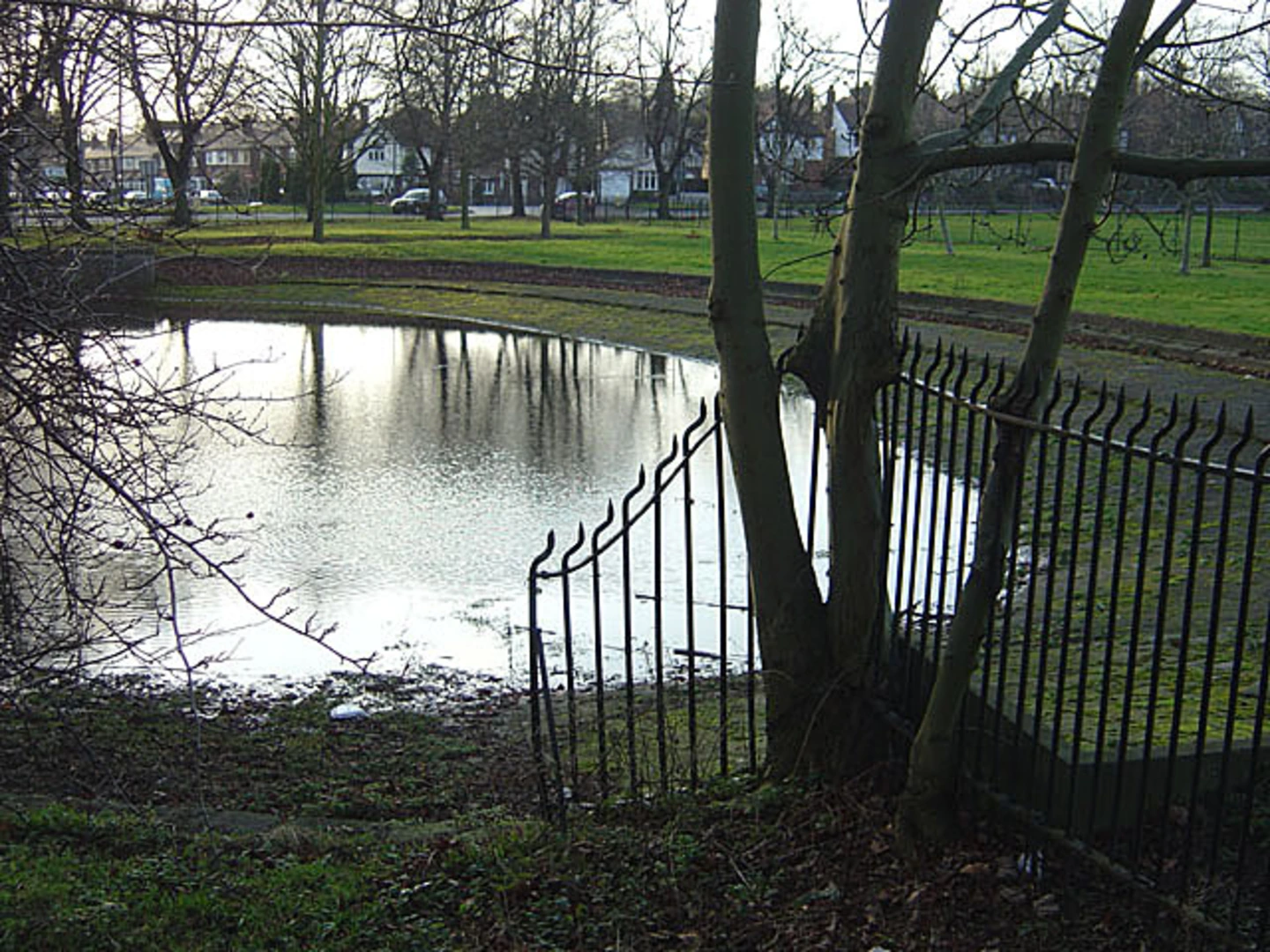 An image depicting the trail HIghfields Park and Wollaton Walk and its surrounding area.