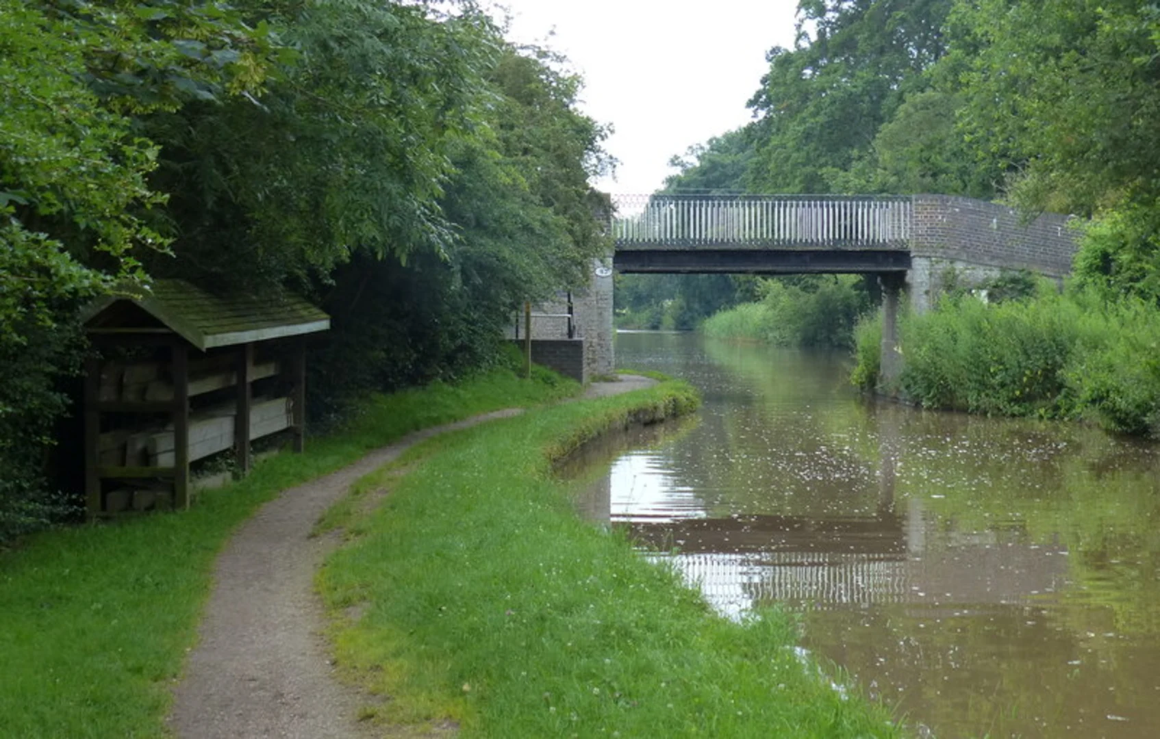 An image depicting the trail Nantwich Loop and its surrounding area.