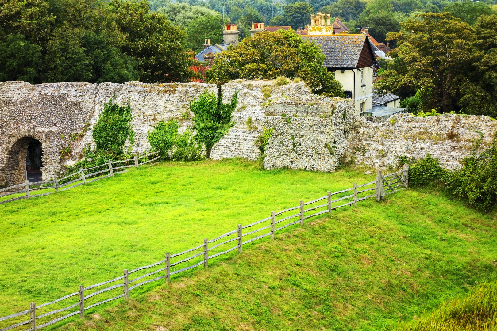 An image depicting the trail 1066 Country Walk - Pevensey to Jevington and its surrounding area.