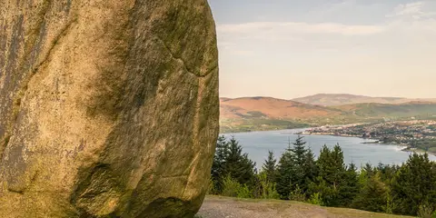 An image depicting the trail Saint Patrick’s Way - The Pilgrims Walk and its surrounding area.