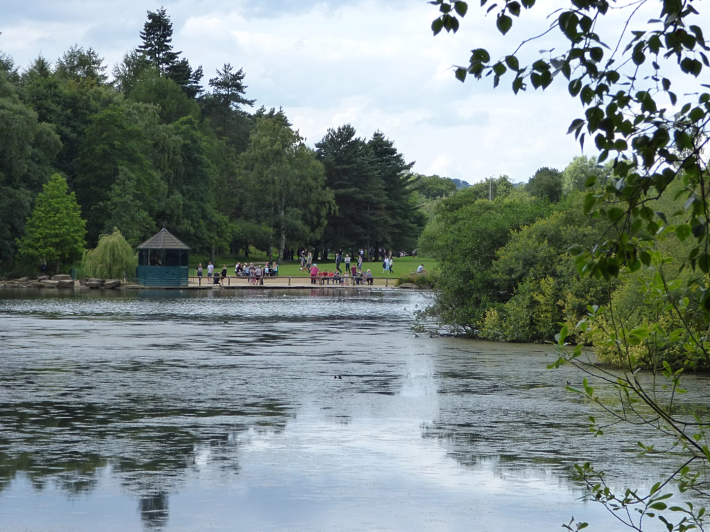 An image depicting the trail Meanwood Valley Trail and Leeds Country Way and its surrounding area.