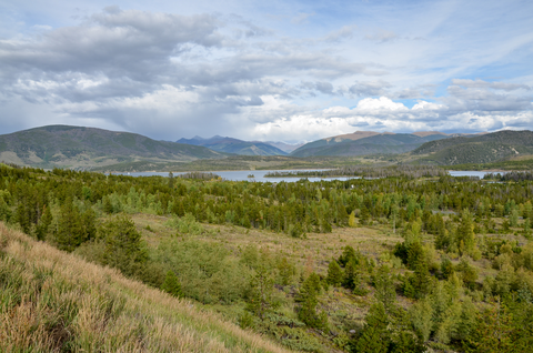 An image depicting the trail Monkey Butt via Lower Tenderfoot Mountain Trail and its surrounding area.