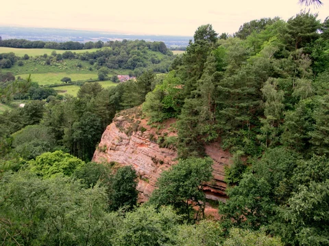An image depicting the trail Bulkeley Hill Viewpoint, Rawhead and Bodnick Wood Loop and its surrounding area.