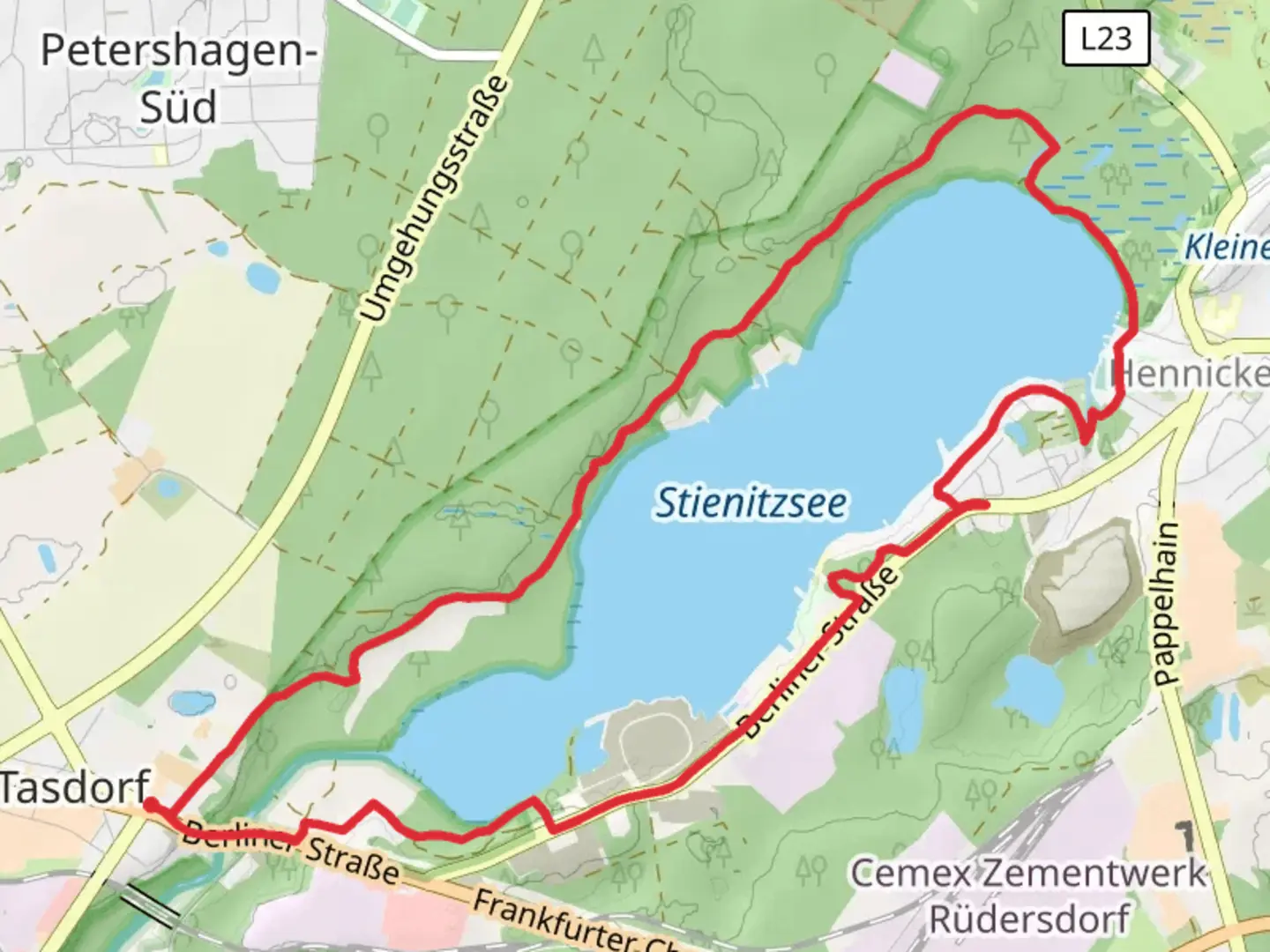 An image depicting the trail Stienitzsee Loop and its surrounding area.