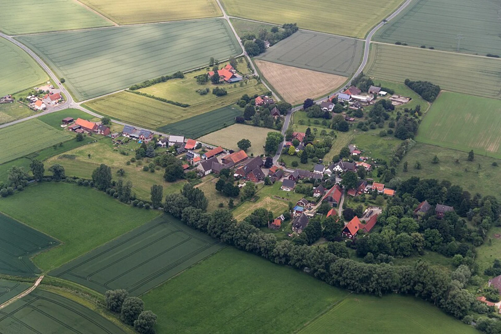 An image depicting the trail Wanderweg rund um Welver and its surrounding area.