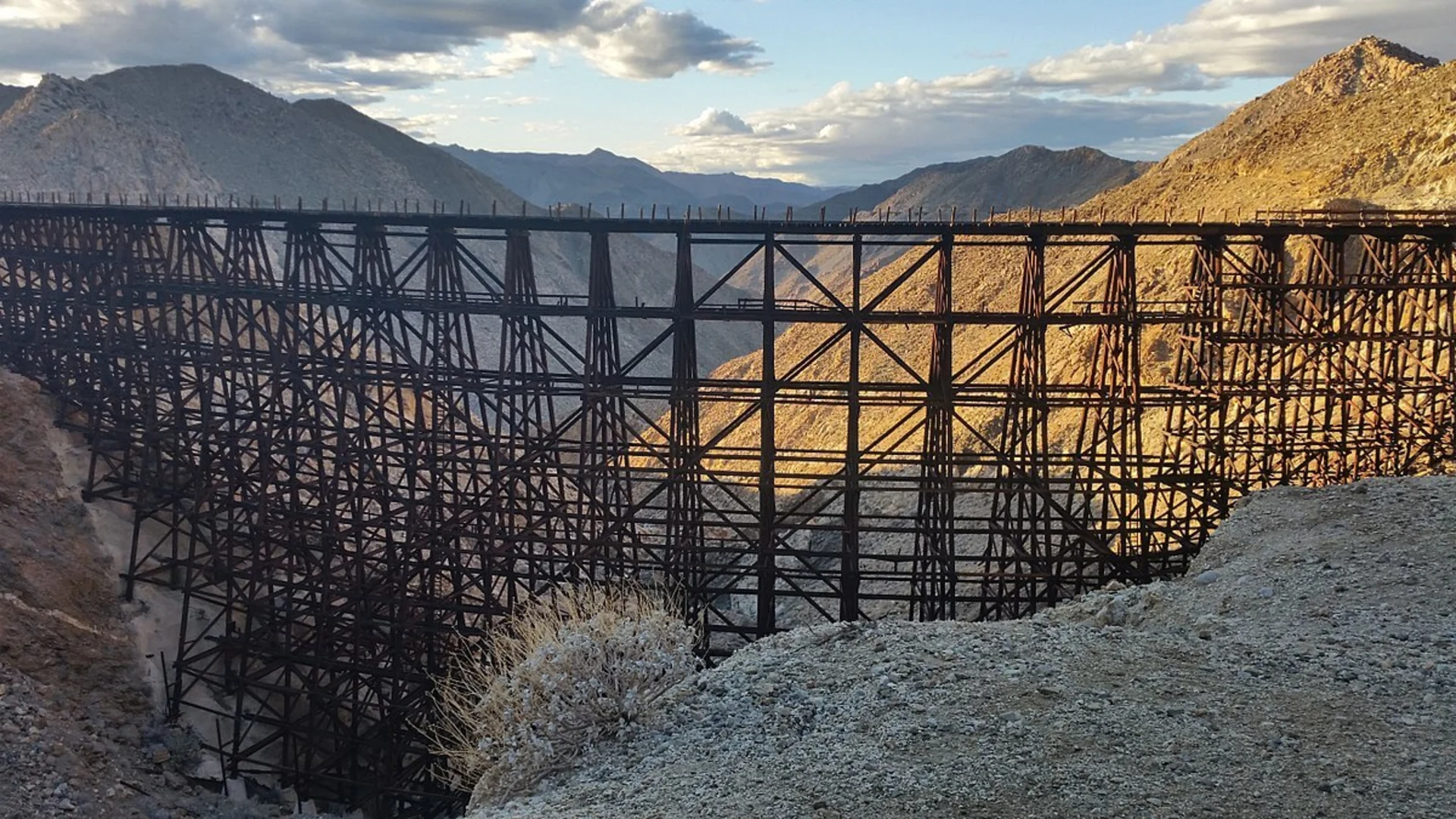 An image depicting the trail The Goat Canyon Trestle Bridge and Mortero Palms Trail and its surrounding area.
