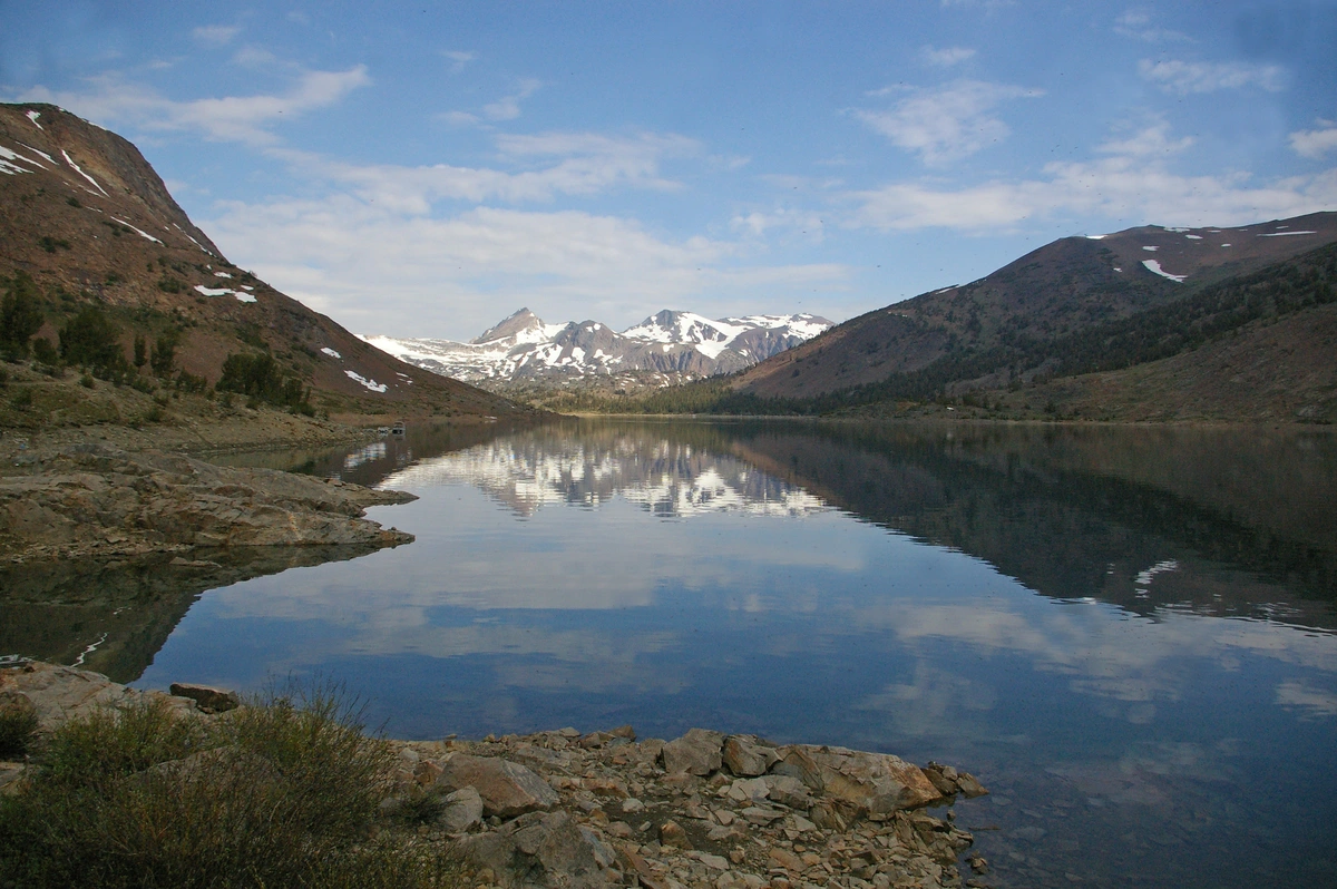 Upper McCabe Lake, McCabe Pass, Excelsior Lake and Saddlebag Lake Loop Trail